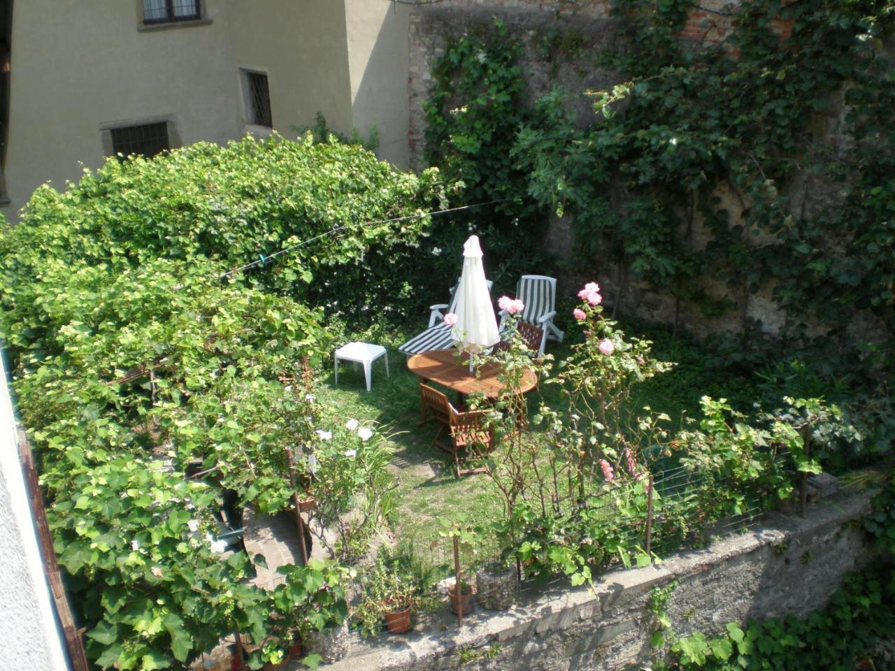 Casa Mario Lupo - Apartments And Rooms Bergamo Exterior photo